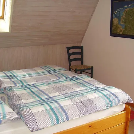 In 80-048 Nessmersiel